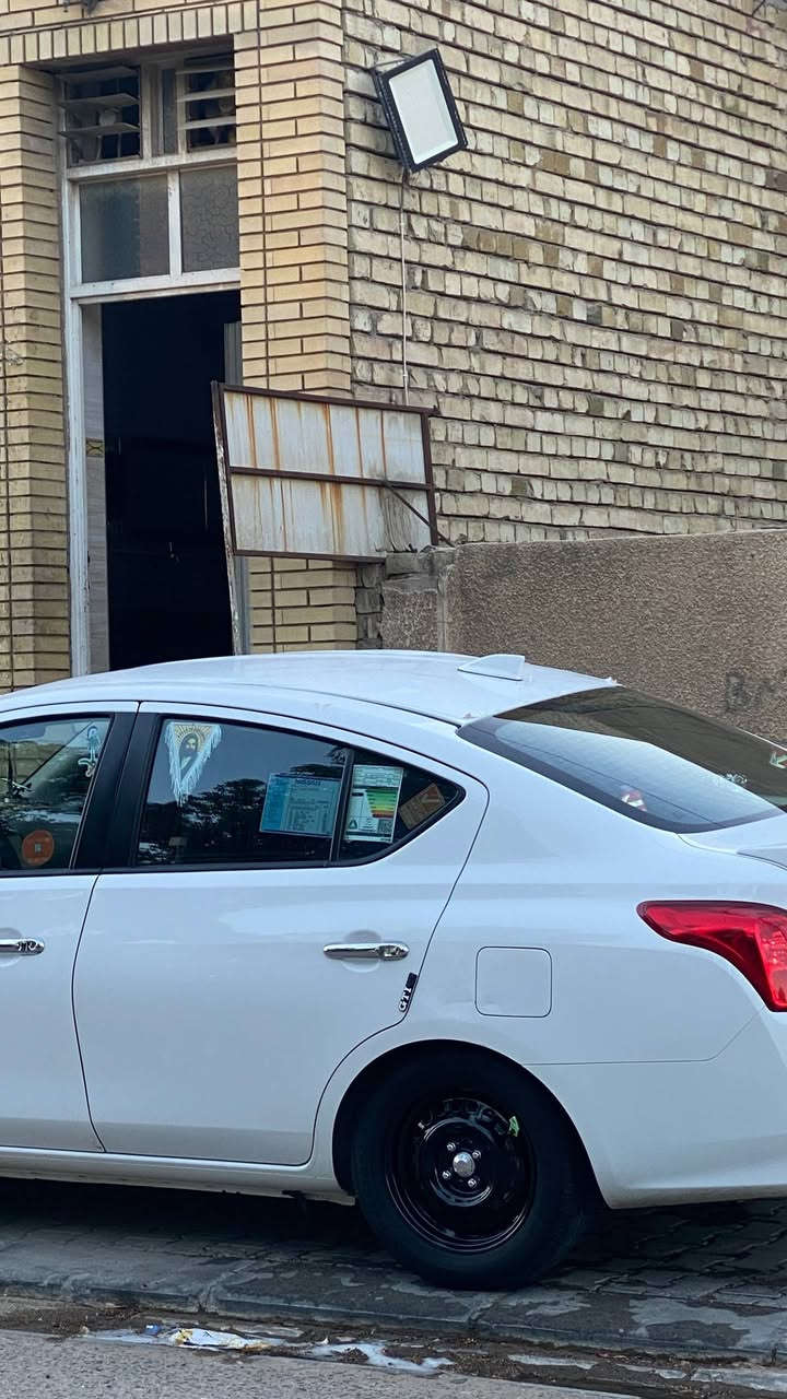 السلام عليكم
نيسان صني موديل 24
سياره نضيفه ونصبته تسولف
مكفوله بيه بارد صغير بالبنيد موضح بالصور
وبيه ملاحظه بقبق البانزين
هندي بليته زركه 
4جام كهرباء
تبريد خلفي
سبايدر . 4 يدات نيكل 
تخم تاير 
كير محرك✔️
رقم اربيل دولي بأسم شركه
 تبريد شرط ثلج تبريد النيسان معروف 
السعر 115وبيه مجال للشاري
عنواني النجف الاشرف 

*********** اتصل وبالخدمه

