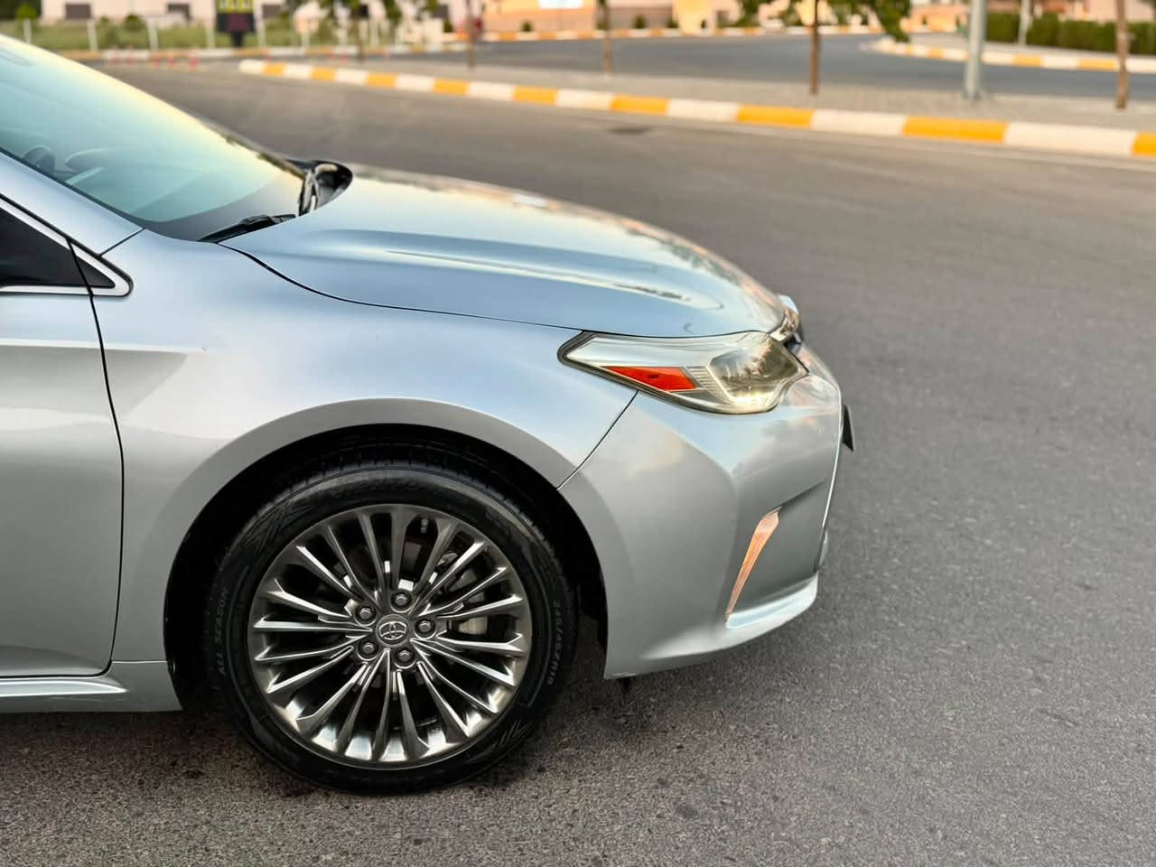 ﷽
TOYOTA AVALON 2018 

▫️تويوتا ئه ڤه لون موديل 2018

🔹مواسفات امريكي  فول مواصفات ره نگي سلفه ر 

~~~~~~~~~~~~~~~~~~~~~~~~~~~~~~~

مكان🌇: سليماني                     سعر💵:166$ 

تليفون☎️:*********** 
                                              ***********

~~~~~~~~~~~~~~~~~~~~~~~~~~~~~~~

▫️كير و مه كينه ى به شه رت نه كراوه 📦

🔹سه وت و سه رف و خه له لى نييه به شه رت
    57 هه زار روشتوه 

٣ پارچه ي بوياخه بي ناو گرتن   ئيرباگ سيستمه 

🔹زؤر جوان ماوه ته وه و نمونه يه له جوانيدا📦

▫️مواسفات 

( به سمه - صماعه JBL- سلايت - ناو كريمي - كوشن جلد - كوشن كاره با- كوشن خزن - كوشن هيته ر - تبريد مركزي - نيزامى ئيكؤ و سبؤرت - ڤؤليؤم - تحديد سورعه - زينون - زؤر مواسفاتى تر )

▫️چوار تايه و ويلى لؤكى بيلادى بؤ به ستراوه

🔹كامل سير ڤزى بؤ كراوه و يه ك دينار مه سروفى نييه

🔹سه نه وى و ره قه م و هه زه ى تازه يه به ناوى خومانه

🔹ته حويل و غه رامه به شه رت

🔹(( گير و مه كينه و كاره باى و هه موو گيانى به شه رت )
