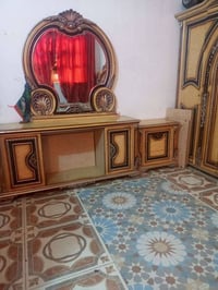 غرفه مع دوشك  وتخم ب225 مكانهن زعفرانيه دور الصحه 07772198328تواصل وات...