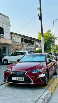 ✨ لكزس ES350 موديل 2023 – فخامة، نظافة، ومواصفات كاملة ✨ 🚘 Lexus ES350...