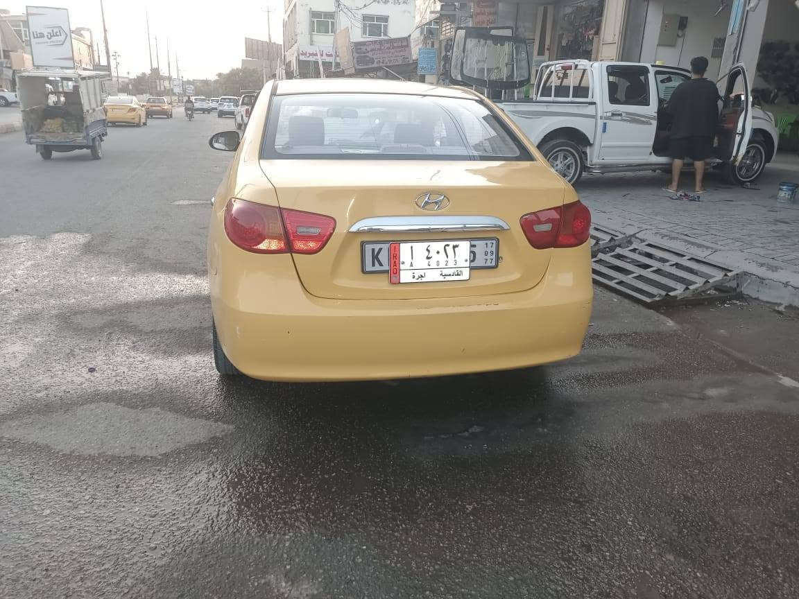 السلام عليكم 
سياره أنترا صابونه موديل 11 
مكينه 1600 كوري 
دكشن عالي سنويه تسقط ب2027 بأسمي

***********
