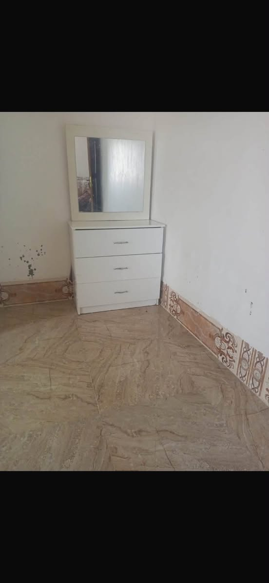 السلام عليكم غرف نوم مستعجل عل بيعه المكان الحجاج الغرفه نضافه 100 بل 100 السعر 350الرقم ‪***********‬
