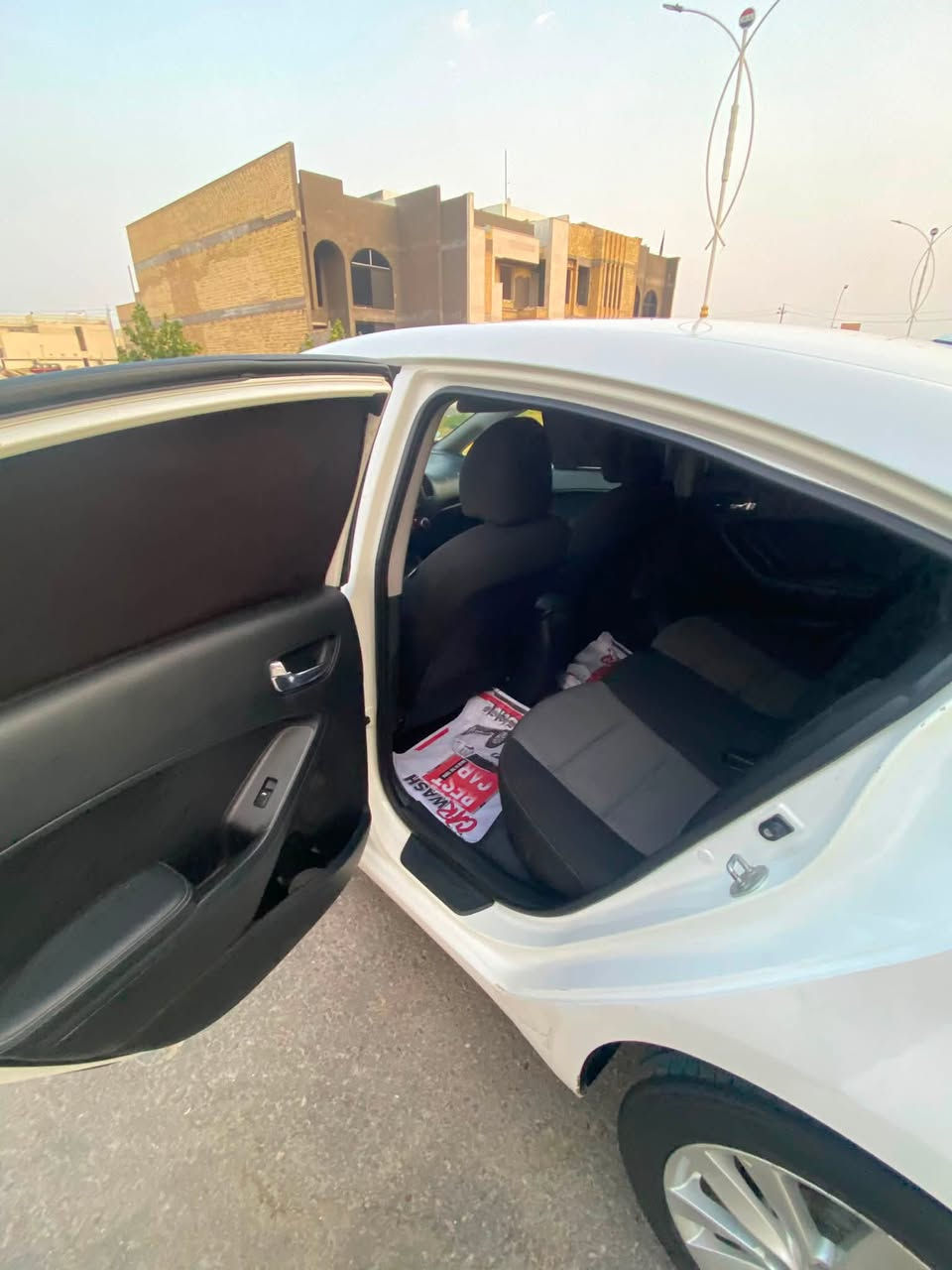 سلام عليكم
كيا فورتي ٢٠١٦ امريكي محرك ٢٠٠٠ مامفتوح رقم ذي قار حره حادث بنيد مبدل وهنا بلعراق صار بيها رشه يم قبق البانزين ماشيه ١٢٥ الف سياره حلوه موجها نص فول مواصفات عاديه ومعروفه مواصفاتها مكينه كير حداديه تبريد تخم تاير جاهزه سياره 

سعر : ١٠٨ بيها مجال لشراي 

مكان سياره ناصريه الشموخ دور الضباط 

للاستفسار/ ***********

رجااااء مو شراي لاتتصل وتواعد وماتجي اذا مو شراي مامجبور تتصل
