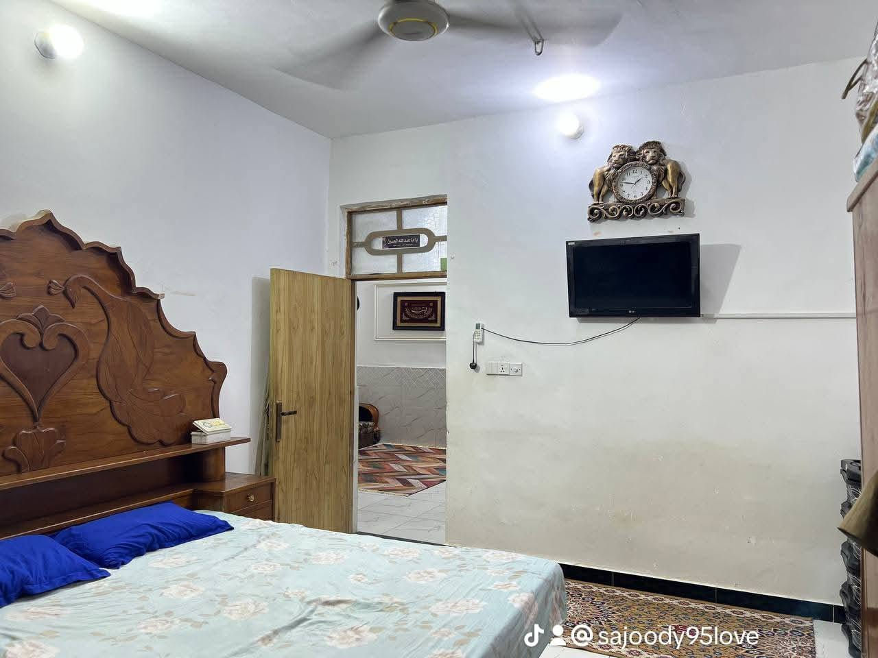 يالله يارزاق

دار سكن طابو زراعي 

مرقم من بلدية الكوت 

يتكون من ..4غرف نوم...هول..مطبخ..استقبال..مجمع صحيات..كراج.... علمن طابق ثاني سندويج 

نص طابوك ونص بلوك

دار للبيع كوت حي الحكيم شارع أسواق علي الامير او شارع المستوصف مساحه 200متر طابقين بناء حديث طابوك سكف صب خدمات كامله

لاتصال على لأرقام التاليه واتساب

***********

***********

مكتب دلاليه الربيعي
