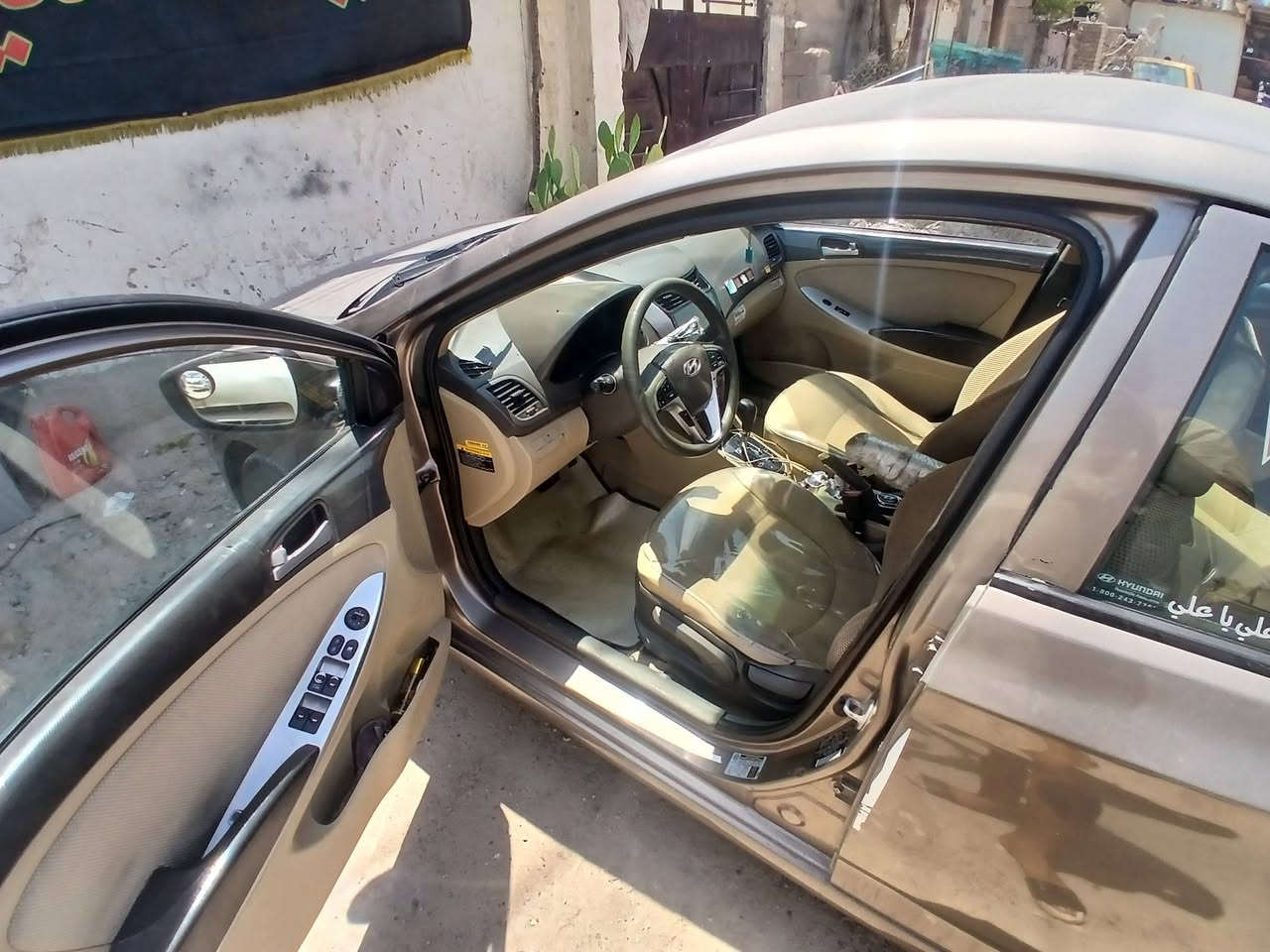 اكسنت مديل ١٣ سياره بيها قطعتين تبديل وبيها طخات بصيطه كير مكينه تبريد تخم تاير صدر كله جديد شرط تحويل رقم بغداد سنويه ٢٨ مكان بغداد جسر ديالى القديم سعر ٨٠ وبيها مجال ***********
