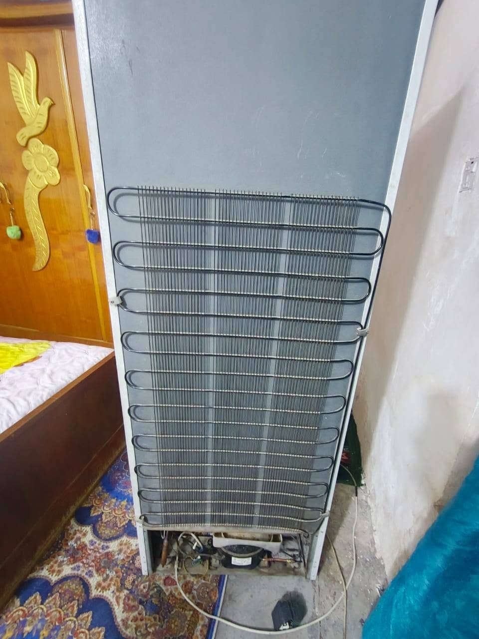 ثلاجة مستخدمة للبيع السعر 150 الرقم *********** 
📍بغداد مدينة الثدر الشيشان
