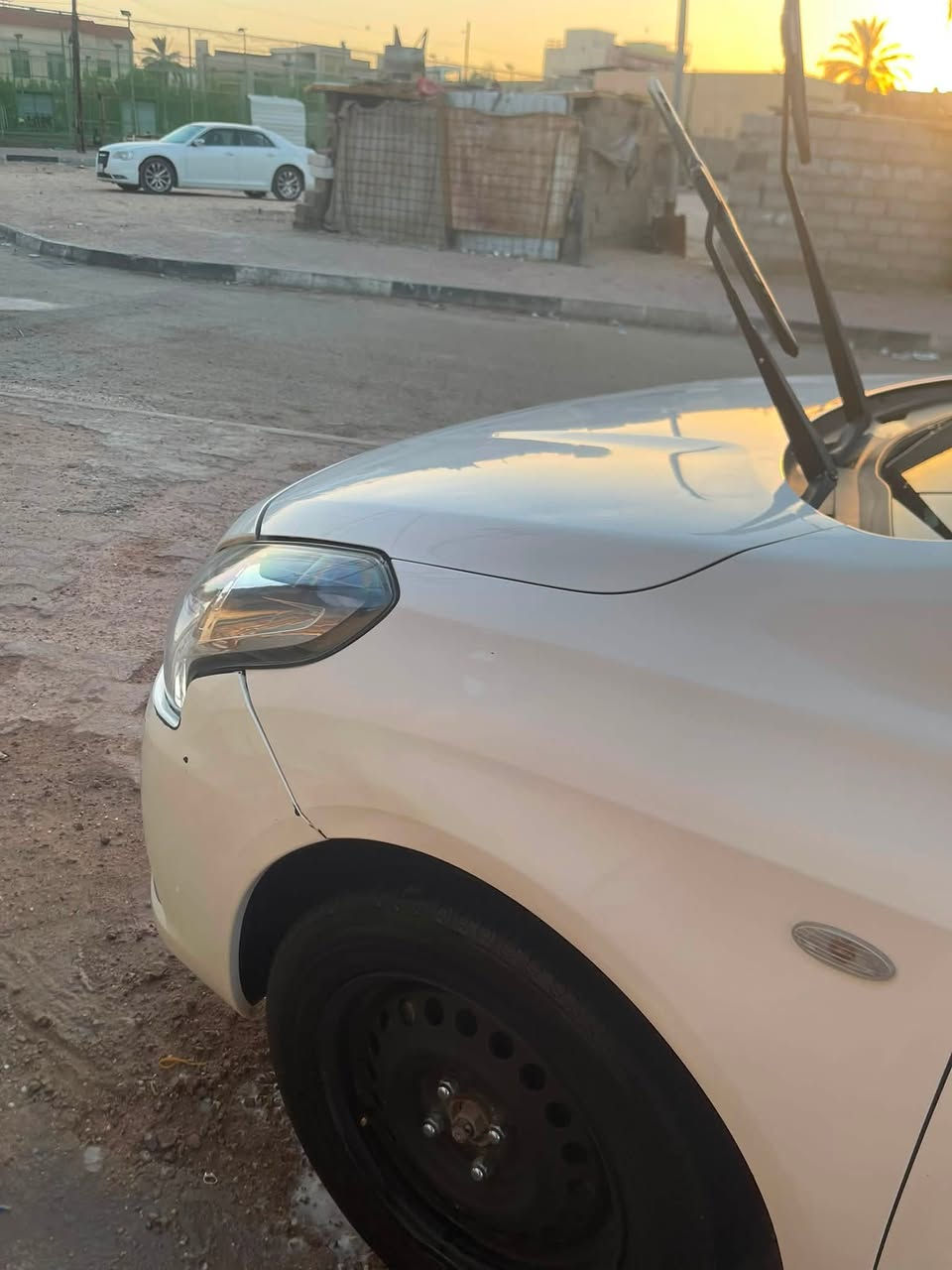 نيسان صني هندي ٢٠٢٤ للبيع رقم اربيل تحويل او وكاله عادي بيه دوسه كد شبر بس ما مبينه وباقي كفاله ماشيه ٦٠ الف  سعر ١١٢ وبيه مجال رقم ***********
