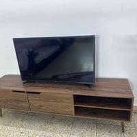 ميز تلفزيون للبيع ب120 الف وبي مجال  السيديه  07810267034