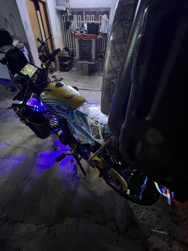 دراجه مسجل وكامله موديل 2025سولنك سيبي أف محرك 200 🏍️🏍️***********.

