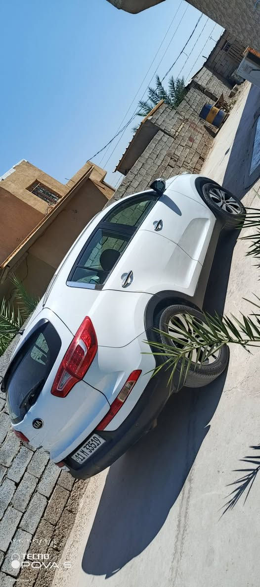 السلام عليكم سبورتج 2014 خليجي محرك 2000 دوش بلادي ع الشركه ما مفتوح ماشيه 171 حداديه جديده وداخل نضيف مكفوله من الضربه والصبغ بيهه فقط بارد بسيط السعر 138 بيهه مجال مكاني بغداد اليوسفيه ***********
