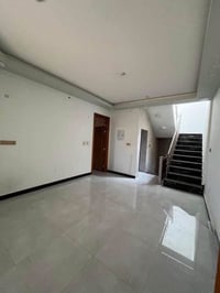 للإيجار • المخابرات جمعيه • ٤ غرف
