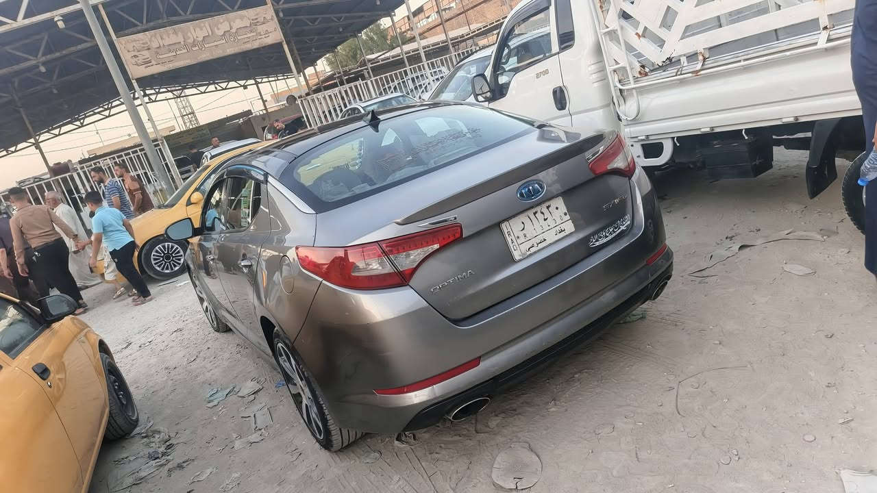 السلام عليكم للبيع اوبتما امريكي 
حادث براكيت الامامي ليبل واحدالسياره
كفاله من الصبغ بيه بارد بسيط فقط 
فول مواصفات sx اعله فئه 
كشنات جلد تبريد تدفئه 
كشنات كهربائي شفتات ستيرن 
بنرامه تبريد قطعتين شاشه اعطال 
سماعات انفنتي كامره بلاجكتور لد زنون 
محرك جديد gdi i شرط بانزين عادي مو محسن 
رقم بغداد مكان السيارة بابل  
مستعجل والله على البيع 
سعره بلاش وبلعافيه على الياخذه 100$ ورقه جوه السوك 
رجاآ بس الشراي يتصل ***********
