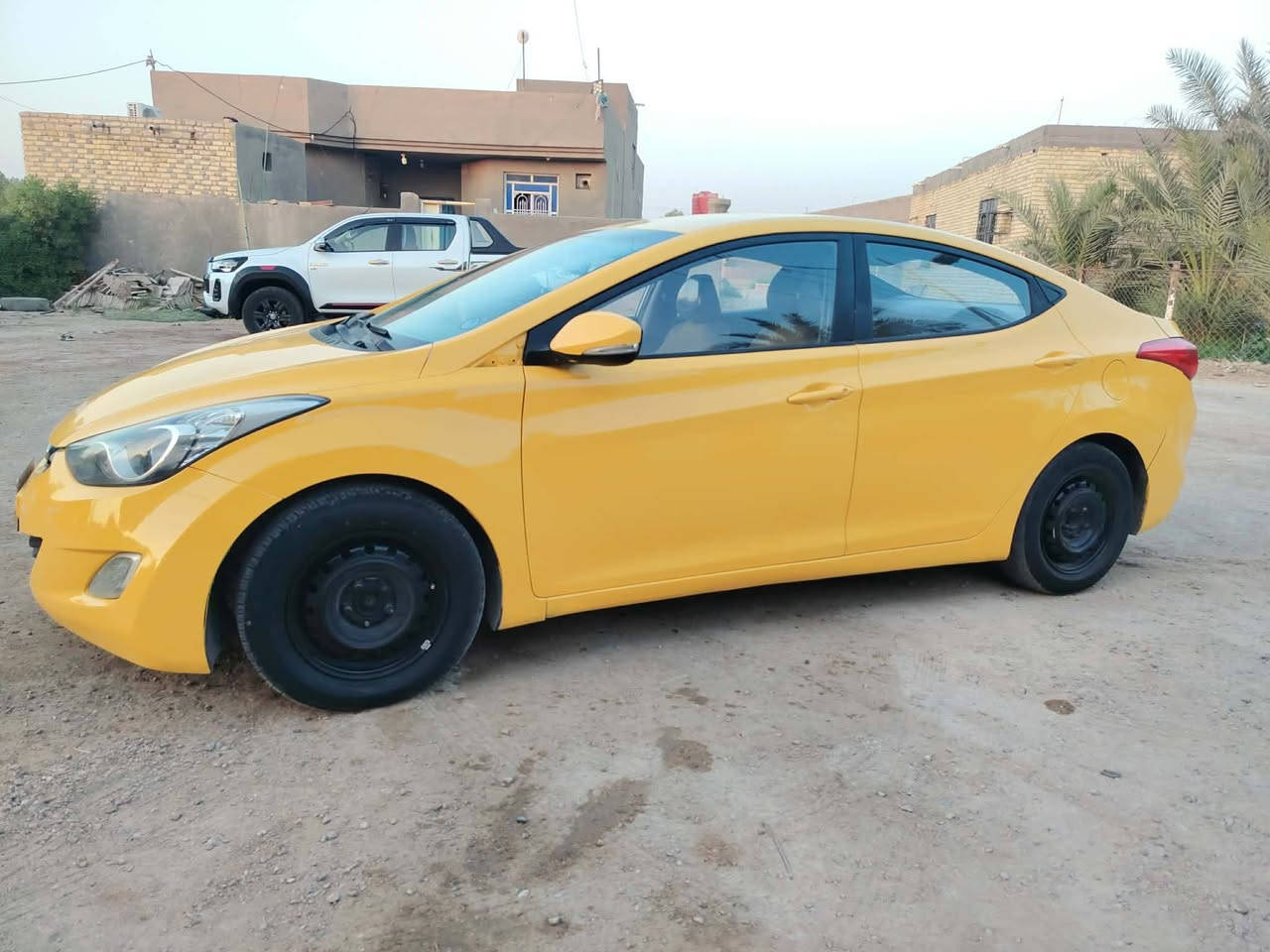 النترا 2012 خليجي رقم واسط مكفولة كفالة عامة  مكينة 1600 تبريد ثلج تخم تاير جديد حدادية جديدة كشنات جلد ارضية جلد اشاير بل مري مكان السيارة السماوة السعر 90 للاستفسار ***********
