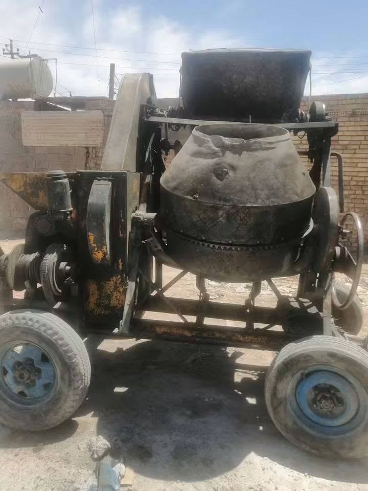 سلام عليكم خباطه للبيع جاهزه للعمل مكفوله ممكاني ناصريه شراي يتصل ***********
