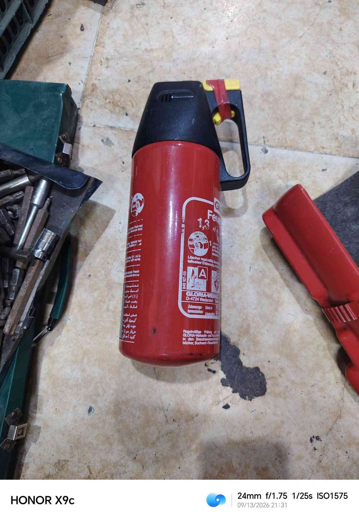 سڵاو سوپاس بۆ وەرگرتنی پۆستەکەم
تایەو ویل هۆکی 500.700 هەیە   تاقم پێش دەبڵ لەوی
سەرەدەبڵ
تەلەفۆن قاعیدەی تەلەفۆن گاعی بەرگی دوگمەی سڵاید  پەردە عەلامات  عەنواع شێوە کەپی سەماعە کەپی موشەبەک
بەرگەدەرگا تاقم کوشن
وە ئەشیای تریش چیتان ویست لەخزمەتتانام
ناونیشان. ..سلێمانی ابراهیم احمد بەرامبەر مزگەوتی بەرکێو
***********
***********

نص مكتوب في الصور:
- HONOR X9c 48mm f/4 1/25s ISO538 09/23/2026 00:00
- HONOR X9c 24mm f/1.75 1/20s ISO1278 09/21/2026 21:47
- HONOR X9c 24mm f/1.75 1/17s ISO3531 09/21/2026 21:53
- HONOR X9c 24mm f/1.75 1/33s ISO359 09/19/2026 14:42
- HONOR X9c
- 24mm f/1.75 1/25s ISO753
- 09/19/2026 13:10
- HONOR X9c 24mm f/1.75 1/25s ISO1441 09/19/2026 13:06
- HONOR X9c 24mm f/1.75 1/25s ISO1575 09/13/2026 21:31
- HONOR X9c 24mm f/1.75 1/17s ISO7488 09/11/2026 22:34
- HONOR X9c 24mm f/1.75 1/20s ISO2178 09/11/2026 22:41