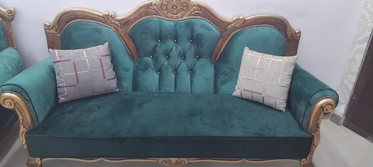 السلام عليكم 
اغراض منزلية للبيع 
***********
