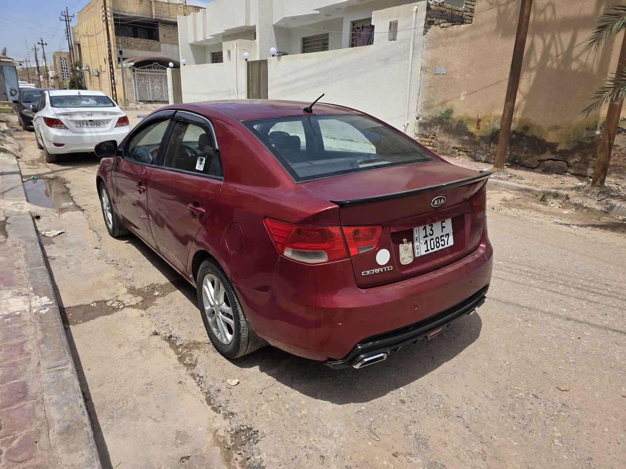 سيراتو خليجي موديل 11 محرك 1600 باسمي  سعرها 75 للاتصال ***********
