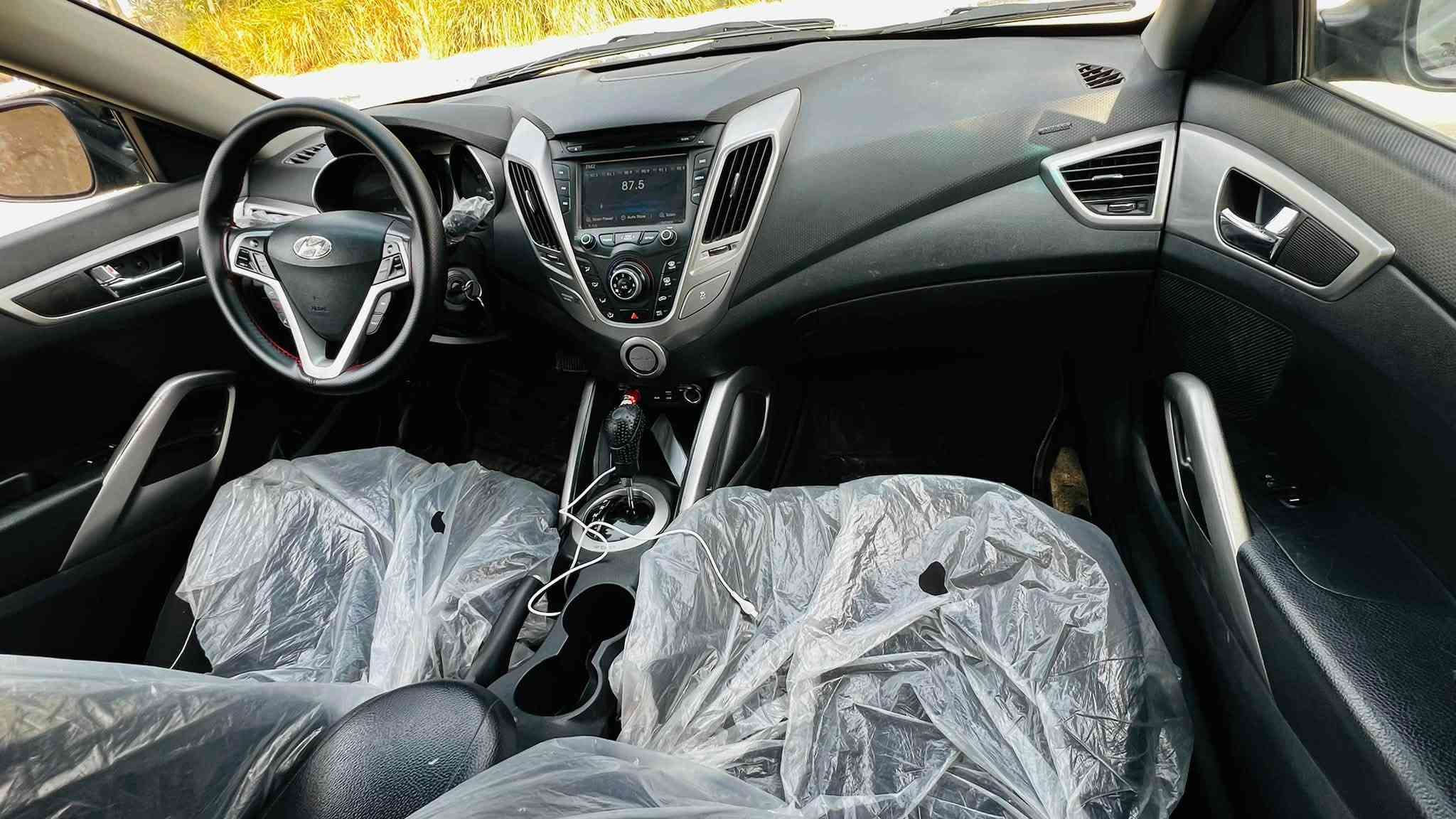فولستر موديل 2015 مكينه وكير وحداديه وتبريد كفاله وارد امريكي حادث جاملغ وبنيد رقم بغداد تحويل مباشر  السعر 66  وبيه مجال بصيط 

‭***********‬
