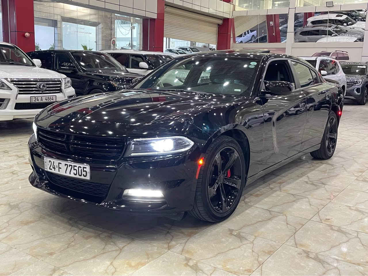 للبيع دوج جارجر 
وارد امريكي 
موديل ٢٠٢٢ 
موصفات sxt plus
ماشية ٨٢ الف مايل 
كشنات جلد و تبريد و تدفئة 
سلايد 
محرك ٦ سلندر 
گير و محرك و تحويل بشرط 
سيارة كلين تايتل مكفولة بدون دعم بدون صبغ بشرط
سعر ٢٦٥ $ و بيها مجال بسيط 
مكان دهوك 
للاستفسار : *********** دهوك, العراق
