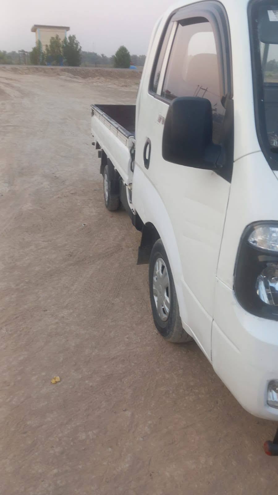كيا بنكو موديل ١٥ رقمها بابل بيها بنيد مبدل وبيها صبغ بالطاسة باقي التفاصيل يم راعيها مكانها بالشوملي السعر ٩٧ اخوان اني مكلف بنشرها الشراي يتصل براعيها ويستفسر ***********
