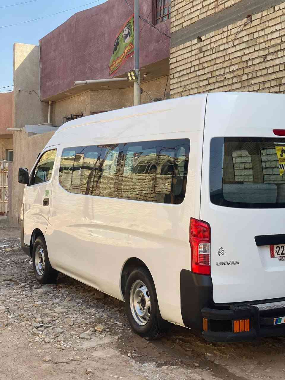 سلام عليكم نسيان عالية البيع سياره موديل 2022 كفالة عامه سياره تخم تاير صدر جديد تبريد محور ثلج راقم أربيل تحويل ثاني يوم سياره مدوشمه عامه درع مكينه بلاديه كير اكسن كله مكفول سعره 260 وبيها مجال مكان بغداد حى ور رقم تلفون ***********
