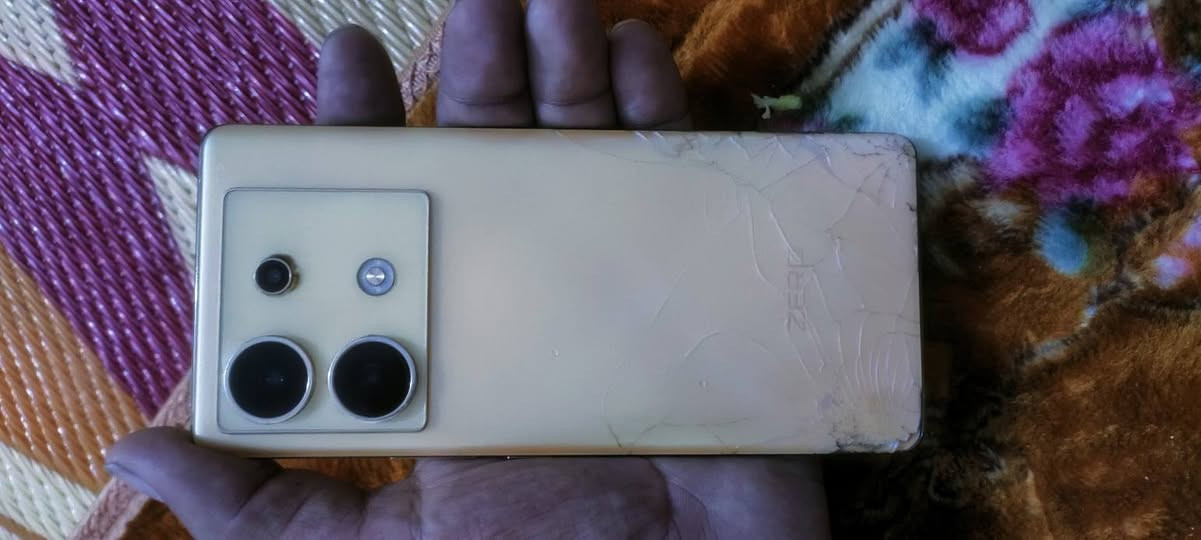 بدون غراض ماعندي توصيل فقط بس ضهر مفطر
وسعر ضهر خمس الاف جهاز ما داخل تصليح ابدد 
نضافه 100 إذا تبدل ضهر فقط بس شراي يجي وتساب 
اسم جهاز انفكس زيرو 30 فايف جي 
ذكرته 256 رام 24 ..بوبجي 90 فريم معروف 
بصمه بل شاشه سريعه بصمه وجه 
شاشه 144هريتز اقوه شاشه نزلت بل زيرو
دبل سماعه ستيريو دبل شريحه سعره 200 الف بي مجال بسيط مكاني بغداد حي نصر رقمي ‏‪***********‬‏
