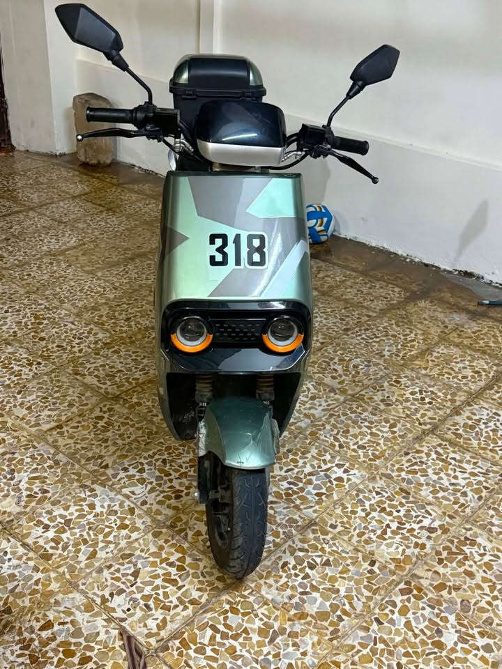 ماطور شحن للبيع حجم 318
موصل رشيدية السعر 500 وبيها مجال 
التواصل على رقم***********

‭***********‬
