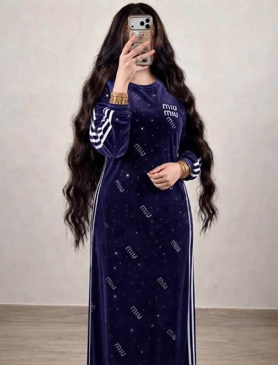 بينصل نسائي  رياضي 🌷
خامةً مخمل كوري موج 
قياس فري سايز يلبس وزن 50 ،60 70 كيلو 
4 تطريز وستراس (alo,MIU,ZARA,cK)
سعر الدرزن 72 الف 🔥
شد الشليف 15 درزن 👍
***********
***********
