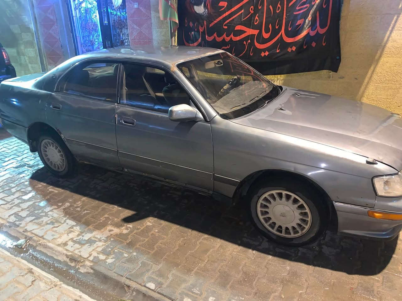 السلام عليكم
بطة 1994 للبيع 

السيارة حدادية جديدة كير و مكينة كذلك 

السنوية منتهية من شهرين و مابيها تبريد 

مثل ما مبين الگشر جارد
السعر 35 ورقة

مكاني البصرة شط العرب + راعيها موجود بأسم والدي 

التفاصيل ***********

