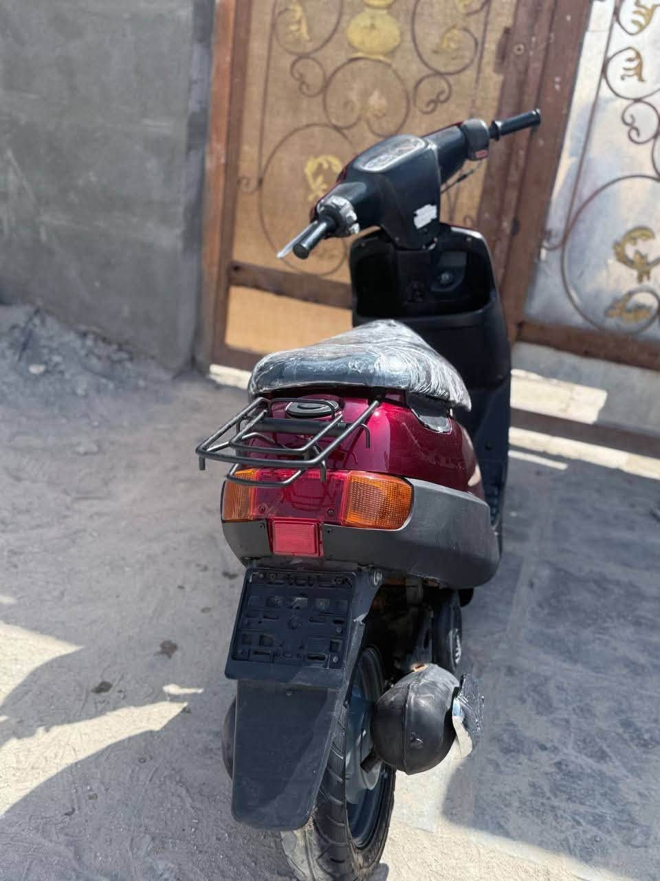 بتره للبيع دراجه مكينه ناعمه وحلوه شرط معدل ونهضه كامله كهربائيتها كلها شغاله سلف هندر اشاير لايت بك لايت عداد سرعه كيج بانزين هورن دراجه جاهزها ما نقصها برغي ناصريه مركز سعرها ب ٣٠٠ وبيها مجال  رقمي ***********
