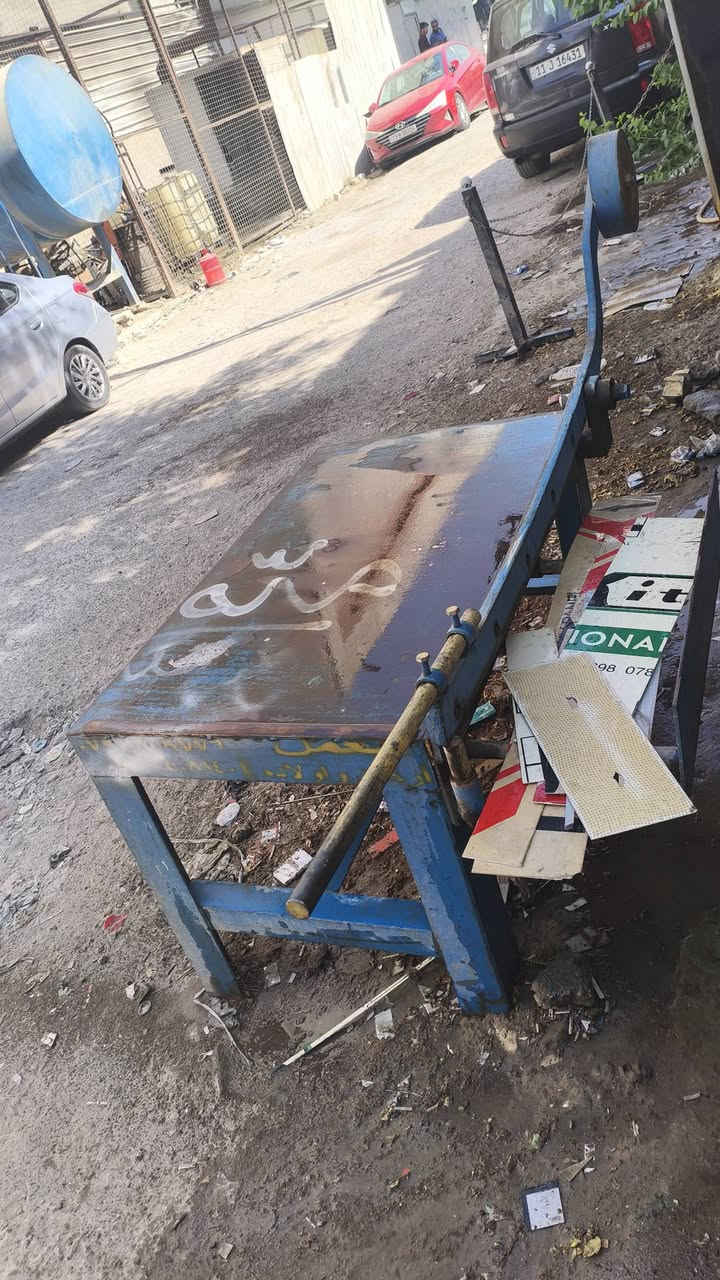 السلام عليكم معواجه زائد طبر اركان جدد مستخدمات قليل مع كتر يلماز تركي عدد 2 للبيع مكان بغداد الجديدة خلف البريد 
*********** حسين ابو علي
