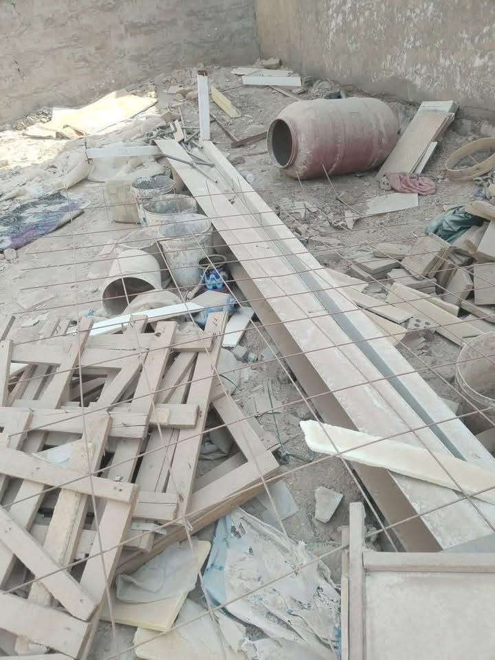 سقيفة كيسبان اللون ابيض ماروني 

الطول ستة متر 6m
العرض ثلاثة متر 3m

للاستفسار/*********** ☎️ 

مكانه /بابل/حله /نادر
