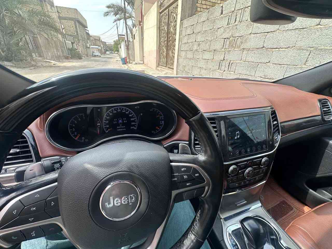 جيب 2021خليجي لمتد ماشيه 143كيلومترفول مواصفات السعر285للاستفسار***********مكان السياره النجف
