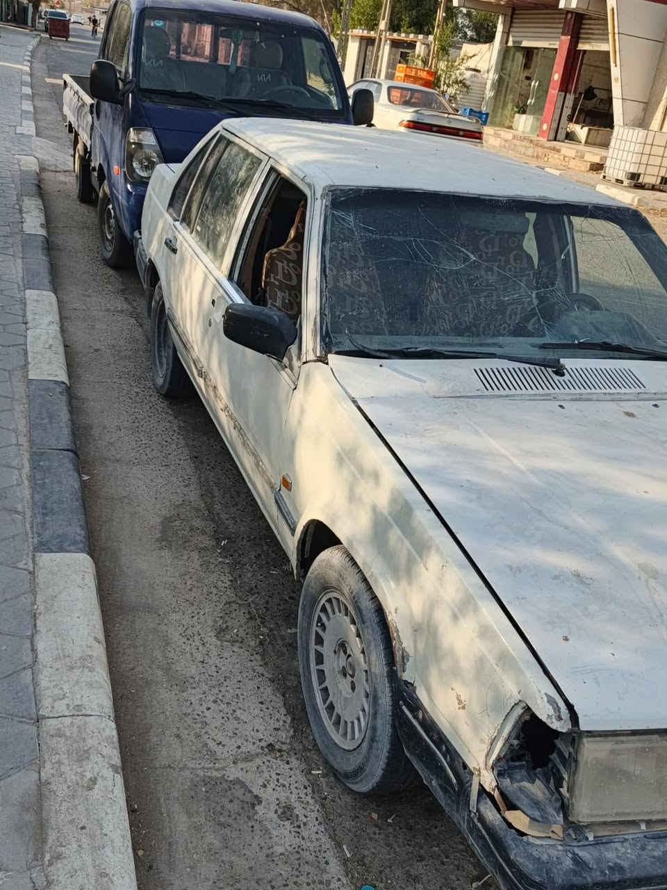 السلام عليكم فالفو 940
موديل ٩١ رقم ميسان سنويه ل ٢٠٢٧
العنوان البصره سفوان 
السعر ١١ ورقه وبيها مجال 
استفسار اكثر ***********
