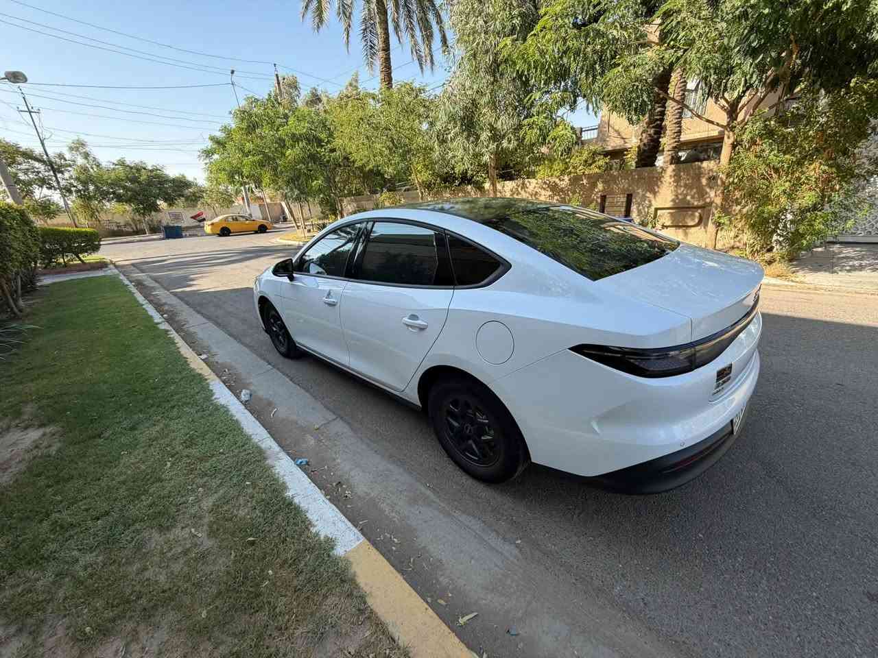 السلام عليكم سيل فايف 25 رقم بغداد باسمي بعدهي وضع الشركه لاصبغ لابارد لاطخه لا شخط ماشيه 12الف مكان بغداد المنصور السعر 21.400 مليون بيهه مجال لشراي
***********
