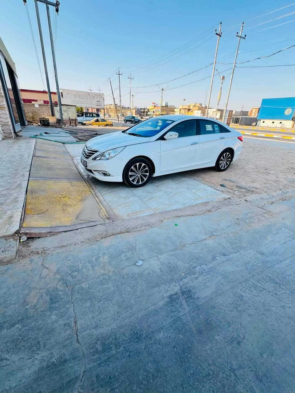 سلام عليكم
سوناته موديل 13 كفاله عامه سياره جاهزي كير ومكيني جديد وحدادي سيارة خليجي الفين وربعميه
مكان سياره دوانيه
رقم الهاتف ***********
