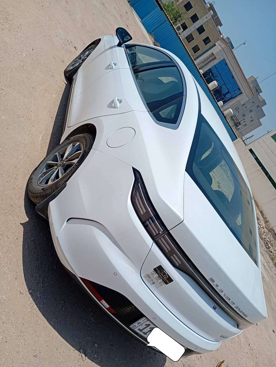دسترويل زيرو زيرو
كفاله عامه 
لا صبغ ولا بارد 
ماشيه كهرباء ٧٠٠٠ وبانزين  ٥٠٠٠
السعر ب18 و750 قفل بدون عملة 
***********
