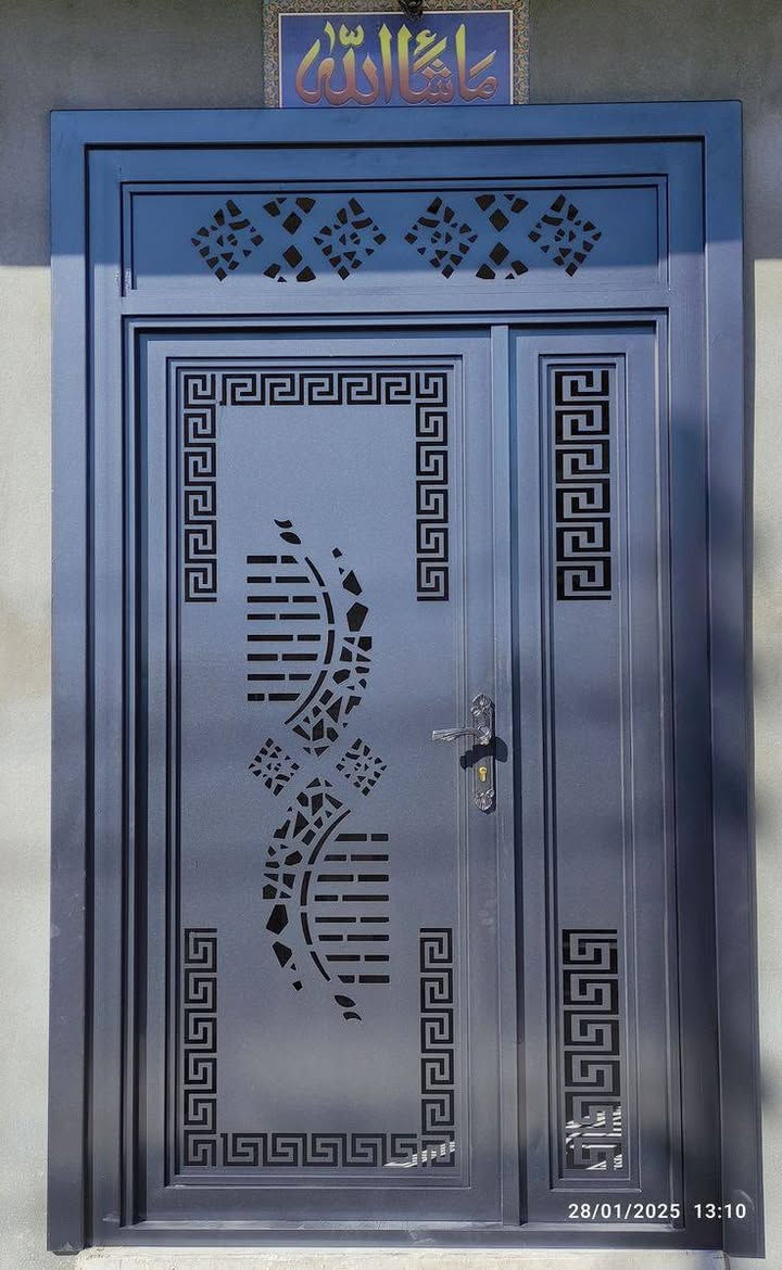 حدادة الابداع
بـســم الله الرحـمـن الرحيــم: معمل حدادة الابداع لعمل كافه انواع الحديد الابواب والشبابيك والمحجرات والسقوف__كيس بان، شغل درجه اوله 1/1
العنوان قرب عمارة الجنابي 
رقم الهاتف0781008916//***********

