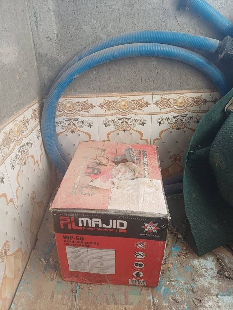 روبن للبيع اخو الجديد ٣ انج مع بوري سحب ٦ متر سعره ١٢٥ يرهم مراوس بغطاس ابو ٣ مستخدم مع الهوز
للإستفسار اتصل ***********
