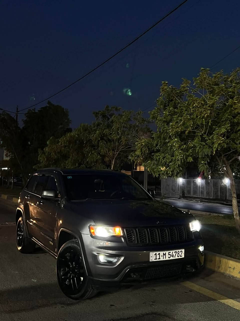 السلام عليكم 
jeep/2016
السياره فئه سبعينه الحادث موضح بالمنشور رقم بغداد بأسمي تحويل ثاني يوم 
فتحه ✅
شاشه جبيره✅
كشنات كهرباء✅
شفتات ستيرن ✅
اوتو ستوب✅
تشغيل عن بعد ✅
أبواب بصمه✅
مكينه V6 
السياره ادامه كامله وبولش وحمام كامله الاخير ومابيها نقص جاهزه الأخير السياره ب190 وبيها مجال مكاني بغداد حي البنوك ***********
