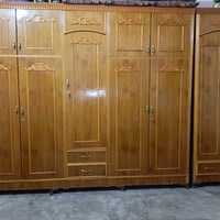 غرفه اخشاب • نضيفه • مستعمله شوية