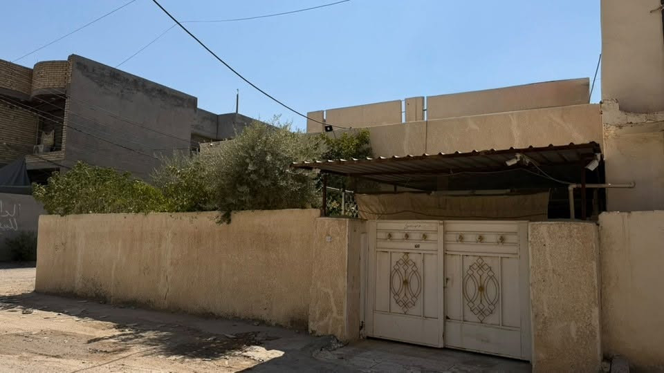 دار ركن للبيع
📍 الموقع: حي 17 – قرب معهد أوراس�📐 المساحة: 276 م²
البيت طابقين
للاستفسار ، يرجى التواصل على الرقم: ***********

