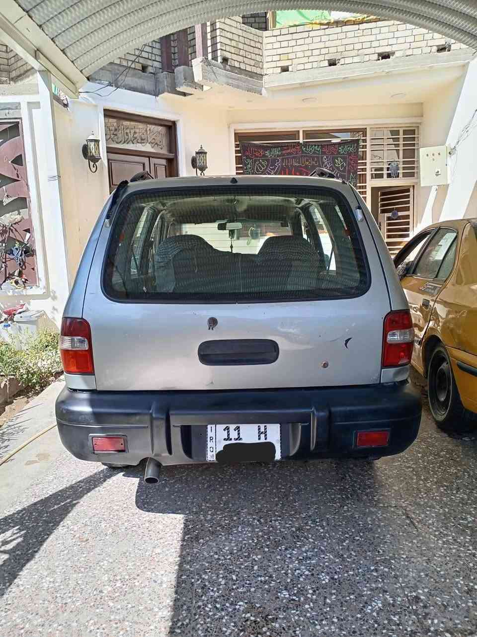 السلام عليكم سبورتج ٢٠٠١ طويله مكينه تيوتا فور اس رقم انكليزي بأسمي سعرها ٣٦ ورقه مكانها بغداد العبيدي الرئاسة شارع عشرين رقم الموبايل *********** متواجد واتساب ورصيد فقط
