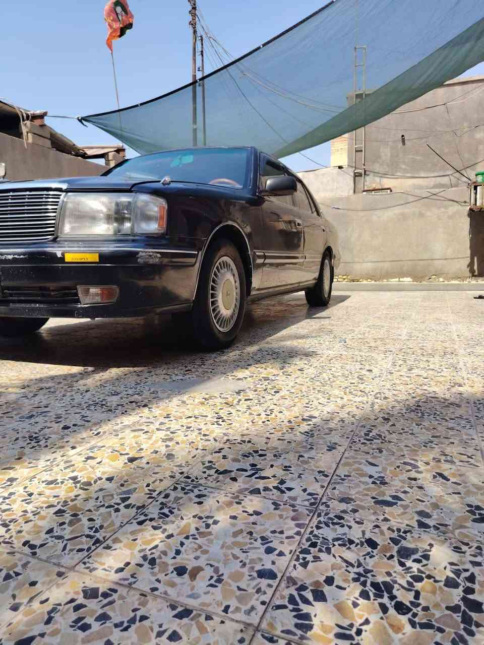سلام عليكم راس الثور تكم ايسر بلاد رقم بقداد دولي بسمي صبق عام جماليه لون نفطي للبيع مكفوله من الكص ول نقل ولاصولايات مكينه ديلكو 3000 مكان السياره البصره قضاء المدينه السعر 90اوبيه مجال للشراي هاتف ***********
