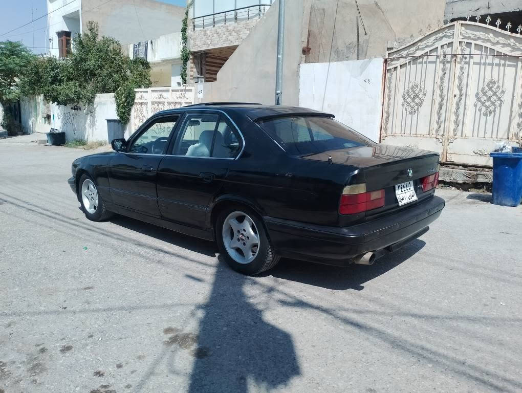 BMW 520i
MODEL 1991
GERعادی
ڕەقەم دهۆک ئەوەلیاتەواتەبەناوناکرێ
چاملغی لای سایەق لێدانی هەیە4تایە پاتری نوێیە2جام سلاید کارەبای ناوفۆڕمیکا
مەکینە520i یابانیەڕەشی قەترانەسعر24کەمەک مجالی هەیەشوێن هەولێربەحرکە
ژ.م..***********
W  M  V لەسەرە
بەس فرۆشتنە أربيل, العراق
