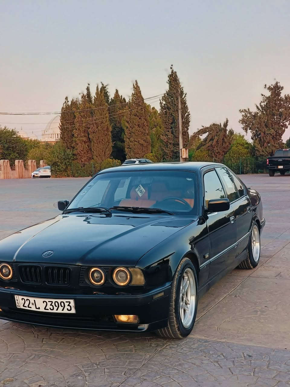 Bmw 520 1990 گێر عادی
لەســــــــــــــەر ئیزنی ئادمیـــــنی بەڕێــــــــز ،
ئــــــەم گولە جــــــوانە بۆ فرۆشــــــتن گێر عادیە دووجام کارەبــــــا تەبرید لەگـــــەڵ ســـــــویچ سارد و گەرم بەشەرت ســــــــەنەوی نوێـــــیە تاکو 2030 چوار تایەی تازە لۆک بۆم بەستوە شاشە و کامێڕا غورفەی قـــــەیسی زۆر جوان لە هەولێرە 
***********
