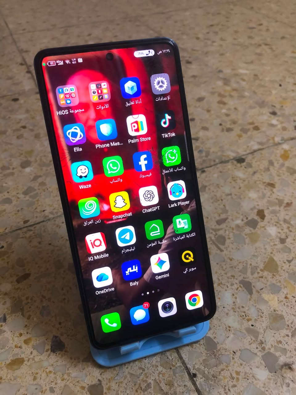 يالله 🤍

تكنو كامون 20 برو 5g 
ذاكره 256 عشوائية 8+8
الجهاز معروف نضيف 90 فريم ببجي 
الجهاز مكفول من كل عطل او تصليح 
‼️فقط فطور بالكلاس المس شغال وكلش طبيعي تحوله للوضع الداكن اغلب الفطور متبين بعد ‼️ لحد يدخل ويكول شاشه لان كلشي مابيها فقط كلاس 
الملحقات : كارتونه وكيبل شحن 
السعر 130 وبي مجال بسيط 
مكاني محموديه مجمع القادسيه 
***********

