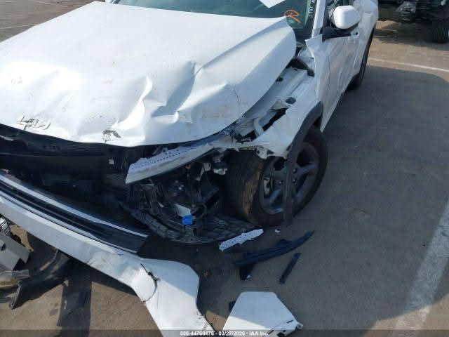 السلام عليكم اني مكلف بل نشر
كي فور مديل 2025 
باقي 5 ايام توصل الحره 
ماشيه 4 ميل  
موصفات عاديه  فقط هذا حادثه  
واصل عقبه 87 وبيها مجال. قليل 
تواصل على رقم. ا

‭***********‬
