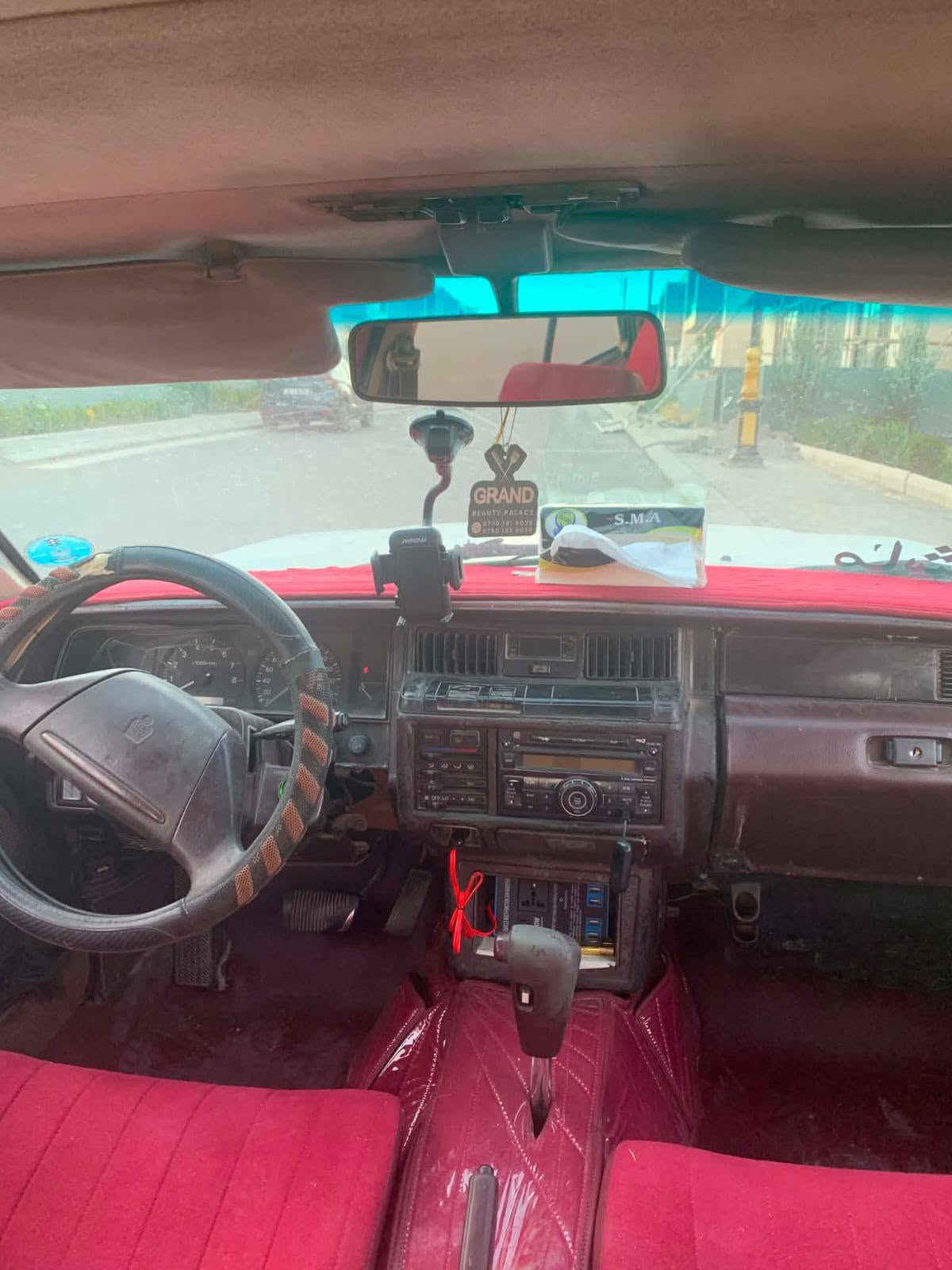 سیدان مۆدیل 1990 گیڕو مەکینەی vvt3000 لەسەڕە تەبڕید لەگەڵ سویچ کامل بۆیاخ
 بۆجوانی ناویم تازە گۆڕیوە جوان گیڕو مەکینە بەشەرت ئاڕمی بلاستیکی سلیمانی ئاڕمەکەی تازەیە یەکسەڕ بیکە بەناو خۆتەوە
نرخی  33  وەرەقە و مەچالی بڕایانە
 لەسلیمانیم
بۆ زانیاری زیاتر تێل بکە ***********
