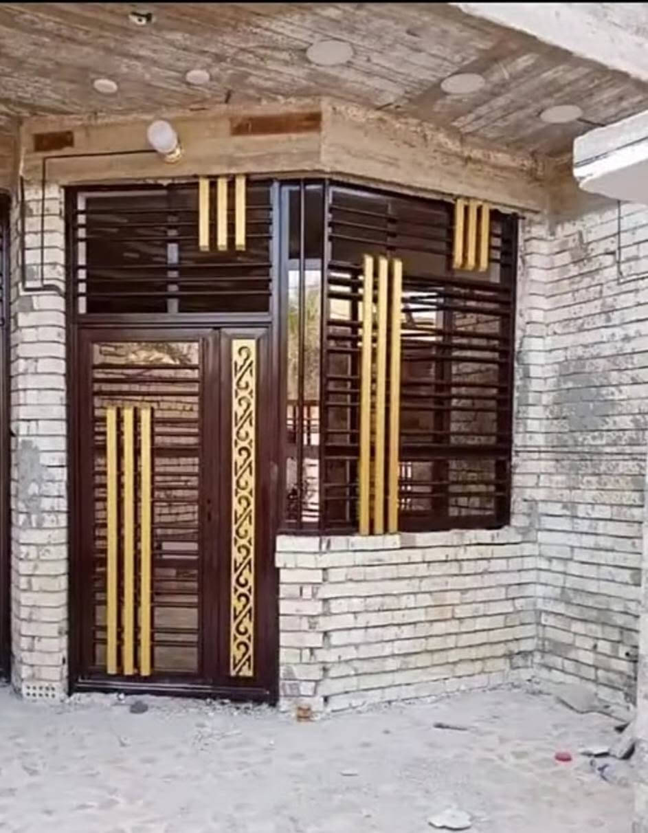 سلام عليكم 
صبق +تنضيف 
***********

نص مكتوب في الصور:
- قبل العمل
- بعده العمل